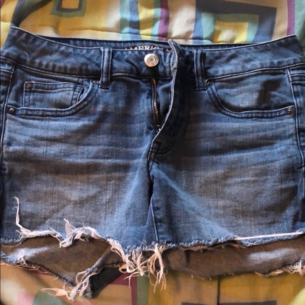 American Eagle women’s shortie shorts